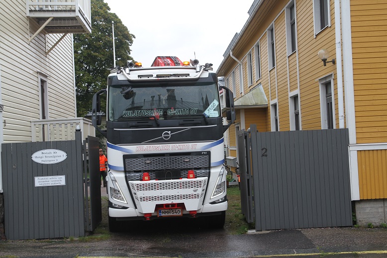 Puiden poistoa kaupunkipihalta 2026
